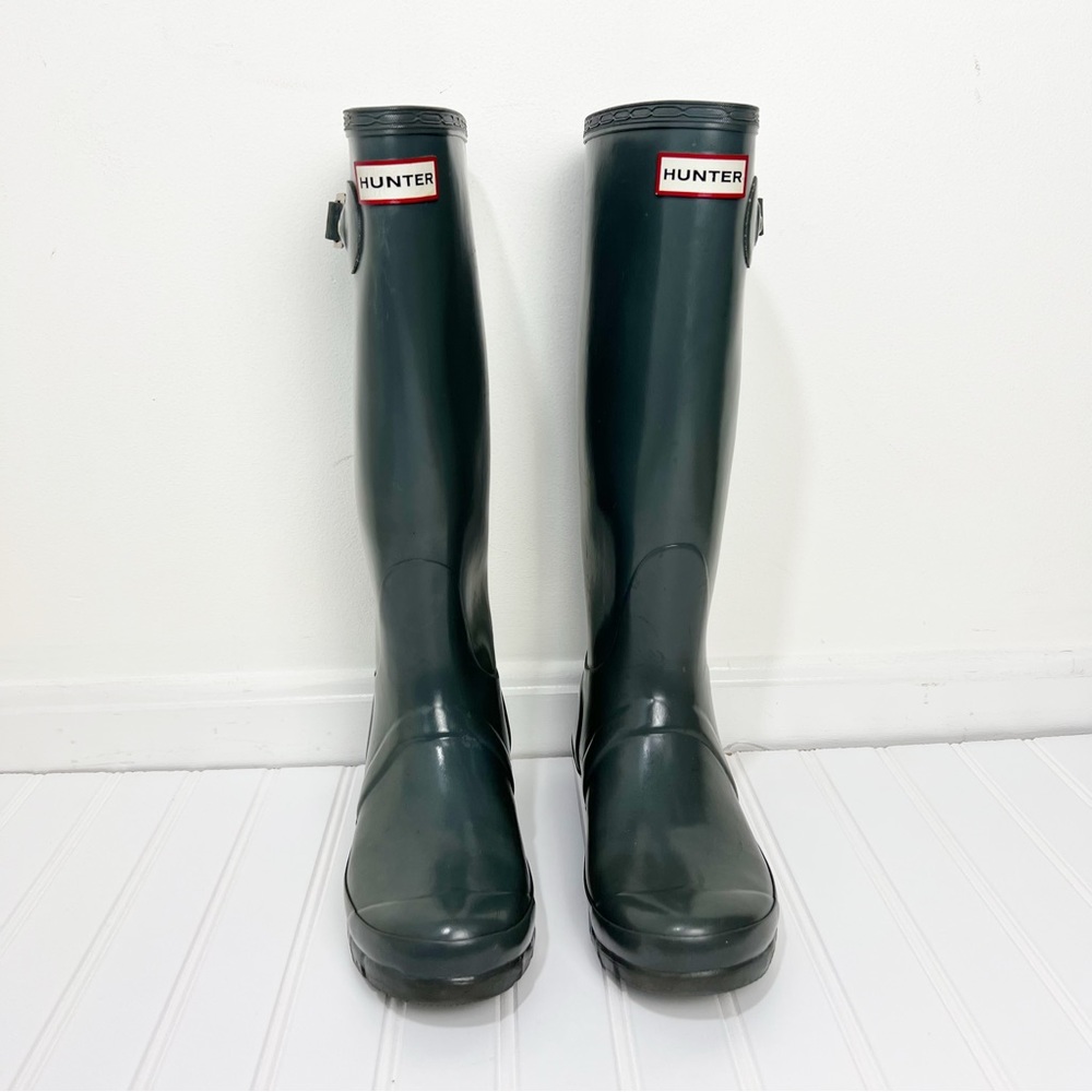 HUNTER Tall Wellies Gloss Rain boots Size 7 Dark Gray w/2 pair of inserts Preppy